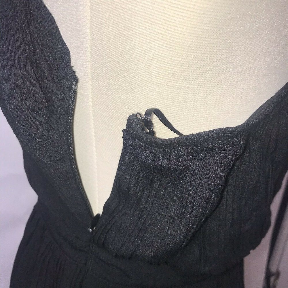 Urban Outfitters Kimchi Blue Womens Dress Size Small Black - Picture 6 of 9